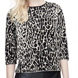 Ann Taylor Leopard Print Pullover Crewneck Sweater Size Large 3/4 Sleeves